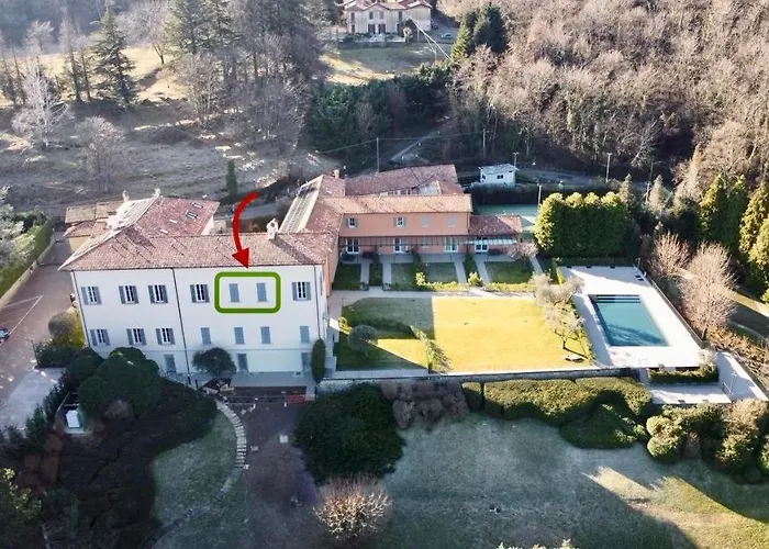 - Maderni View Apartman Como